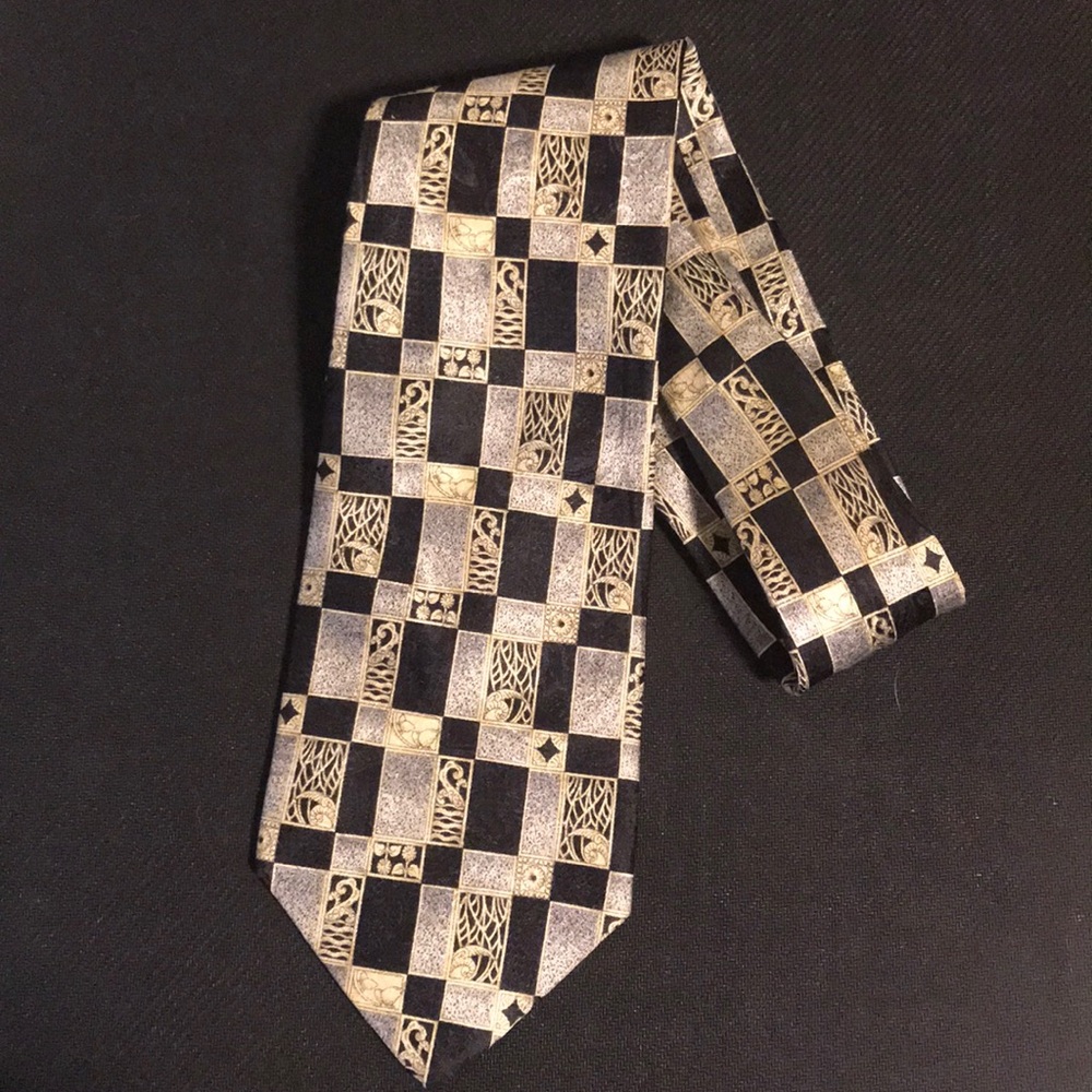 Countess Mara - 100% silk men’s tie
